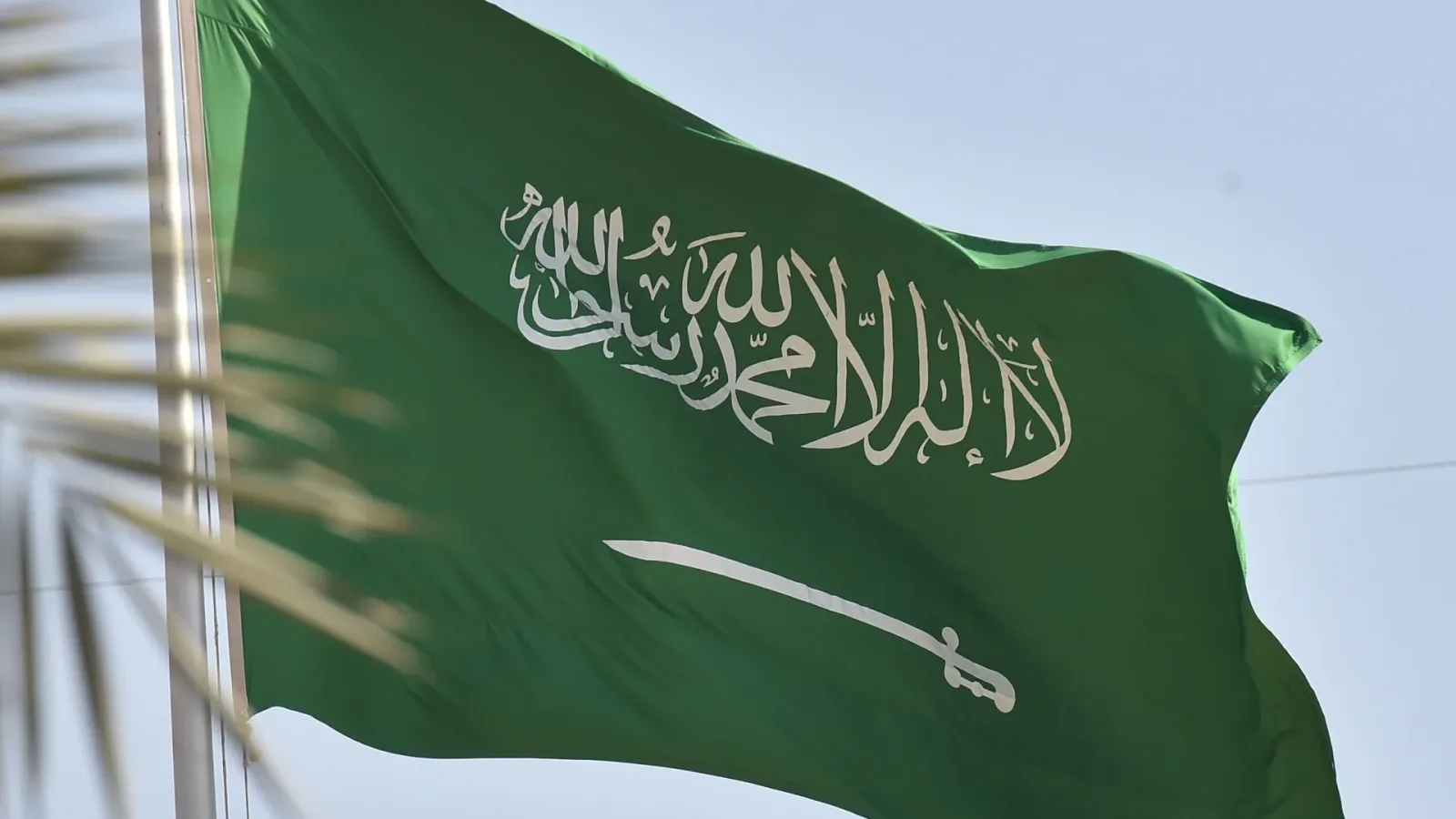 السعودية تعلن رفع رسوم تجديد الإقامة للمغتربين