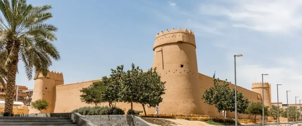 دليلك إلى متحف قصر المصمك في الرياض