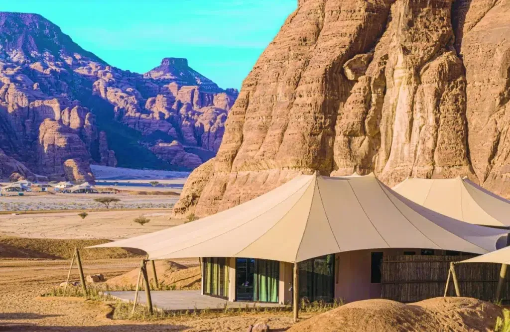 السعودية تحقق هدف 2030 بجذب أكثر من 100 مليون سائح.
