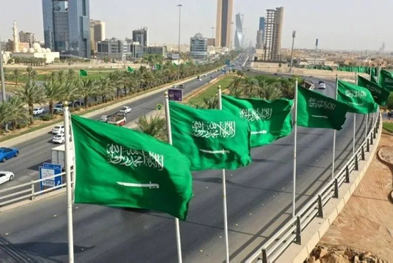 السعودية تحدد ساعات الدوام في رمضان