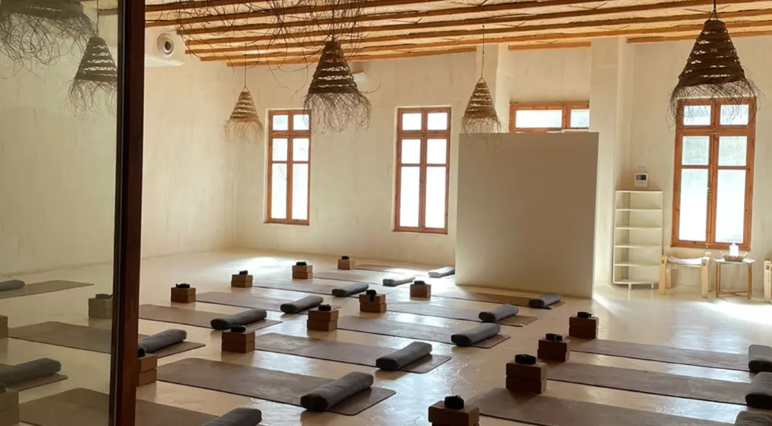 أفضل 4 أماكن لممارسة اليوغا في السعودية