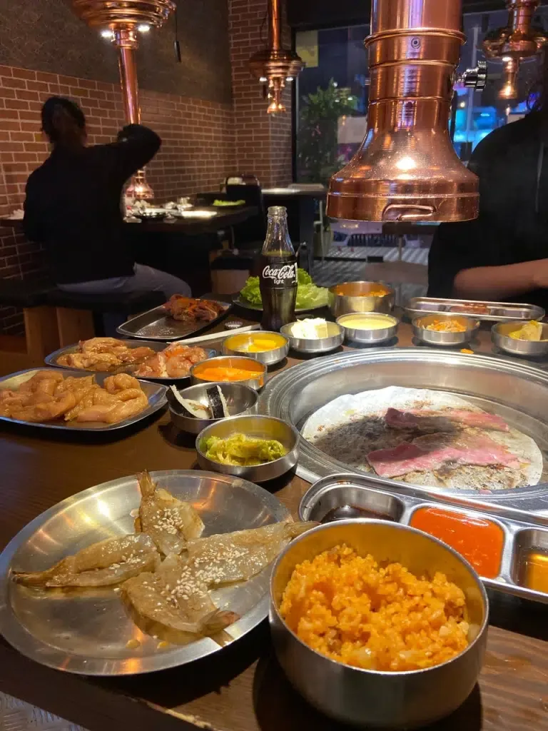 أفضل 7 مطاعم لتناول ألذ طعام كوري في الرياض