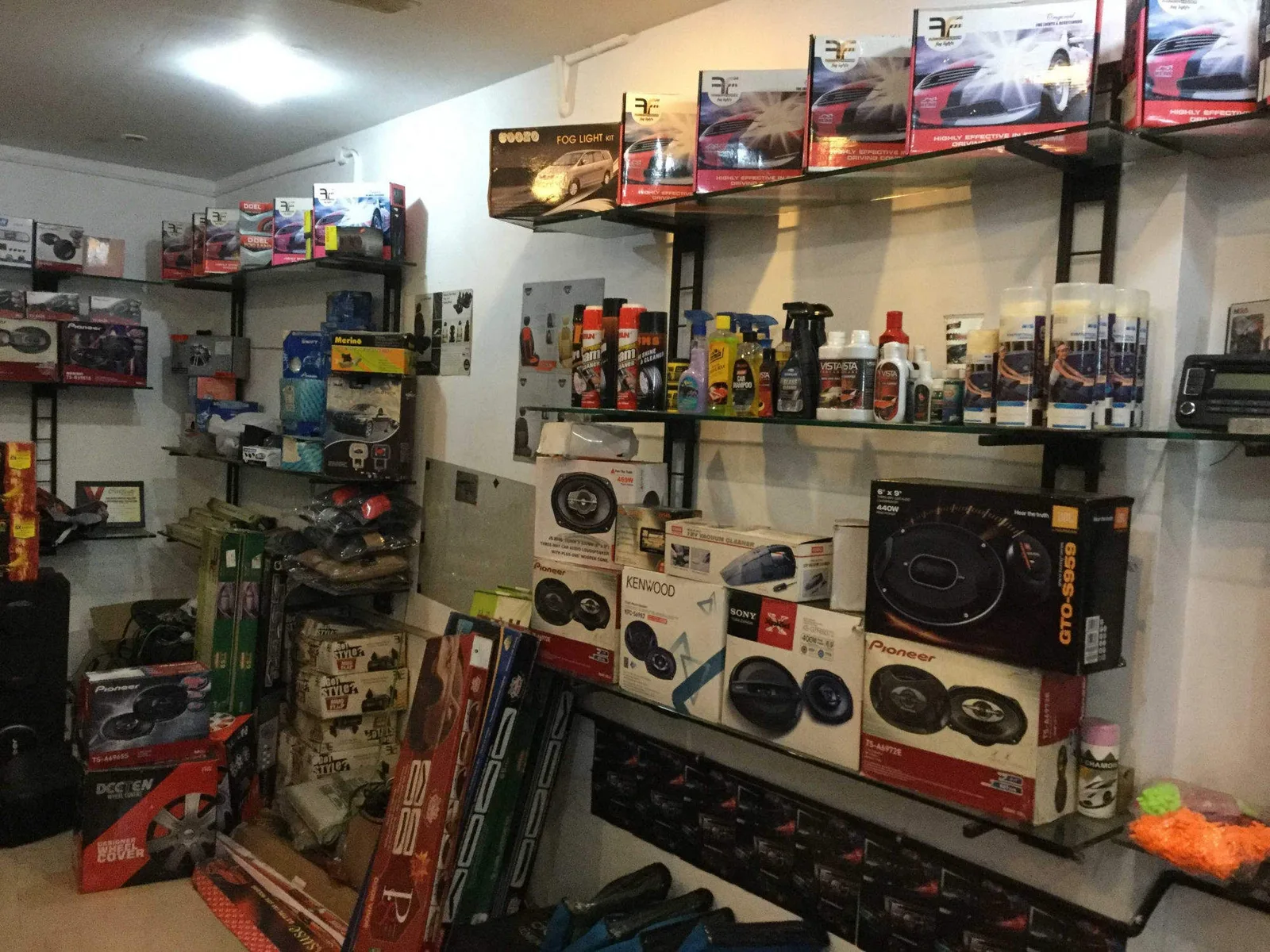 car-accessories-stores