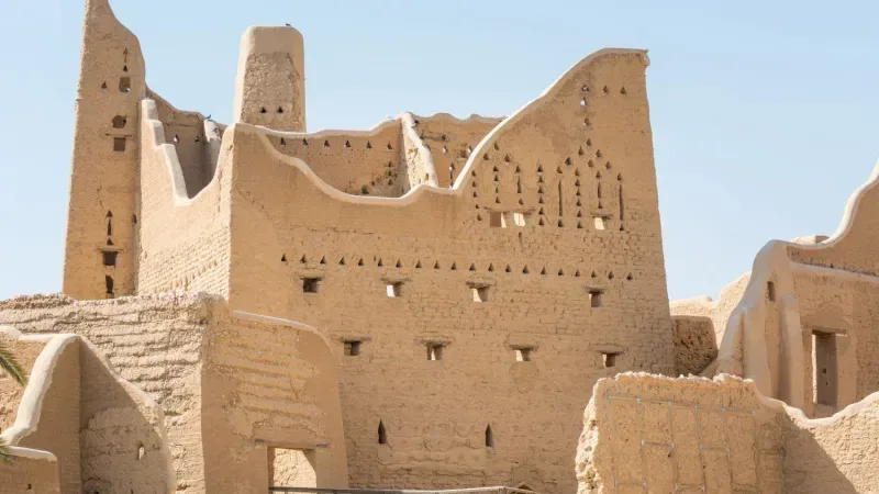 قلعة الدرعية التاريخية - الرياض: أوقات العمل، الأنشطة