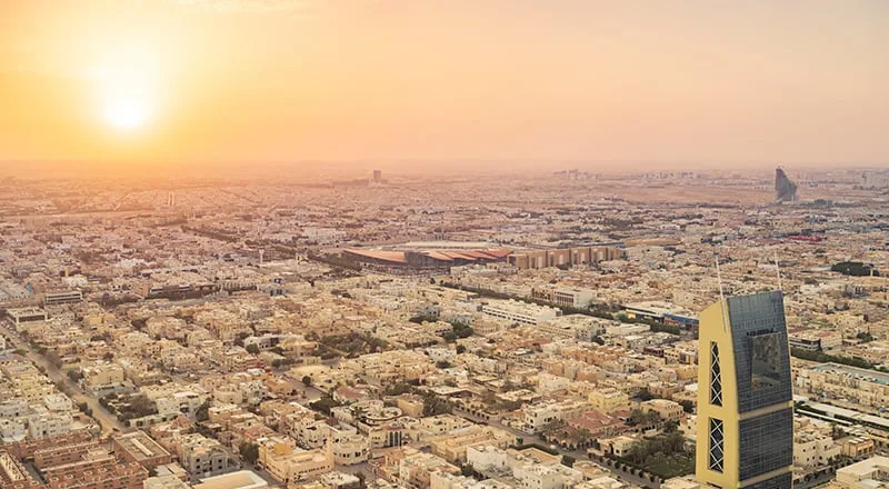 إقرار مجموعة من تعديلات نظام العمل في السعودية