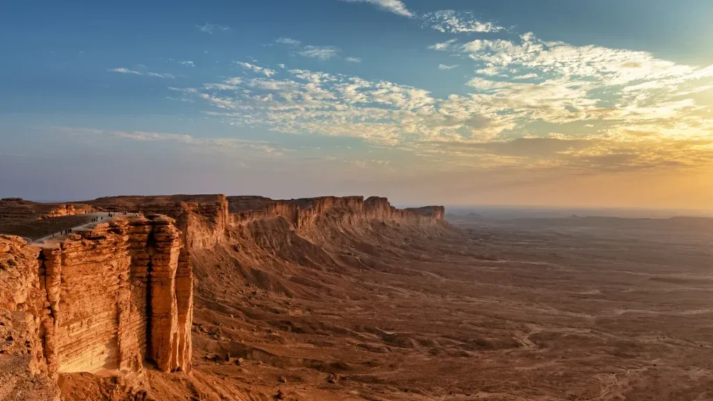 أفضل الأماكن لمشاهدة غروب الشمس في السعودية