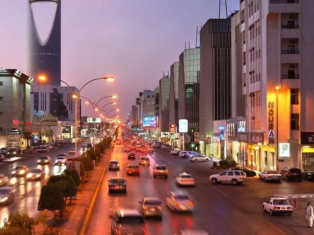 أفضل 3 أنشطة يمكنك القيام بها في شارع العليا بالرياض