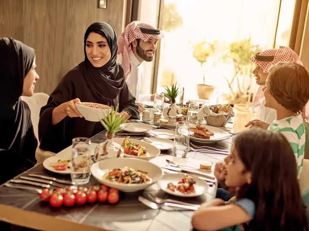 أفضل مطاعم العلا التي تستحق الزيارة