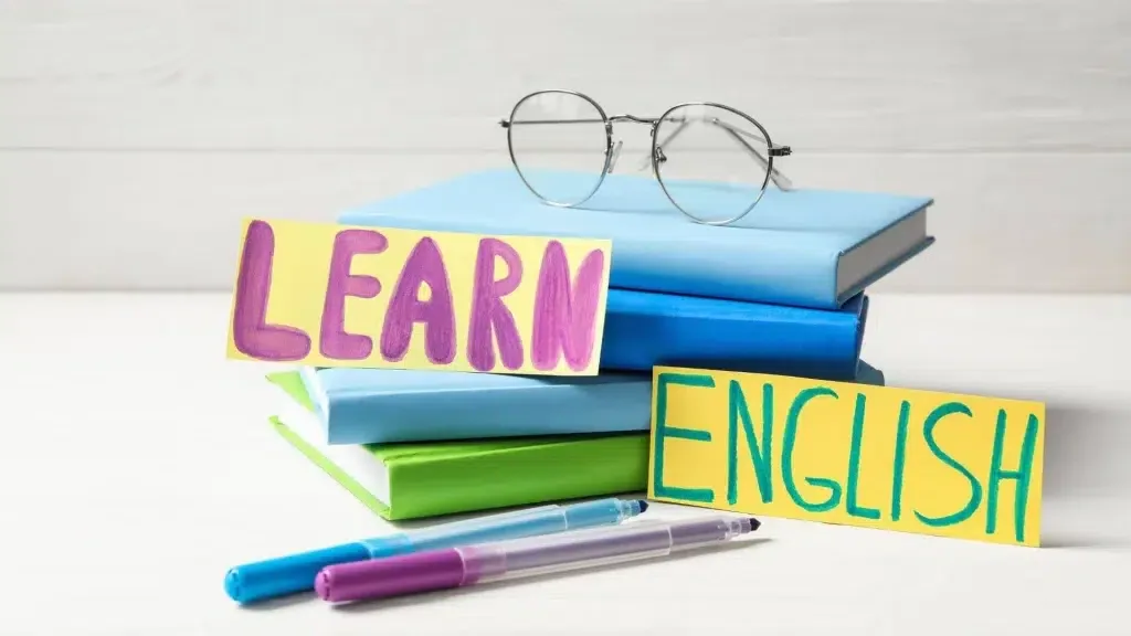 أفضل معاهد اللغة الإنجليزية في أبها: تعليم احترافي وبيئة محفّزة