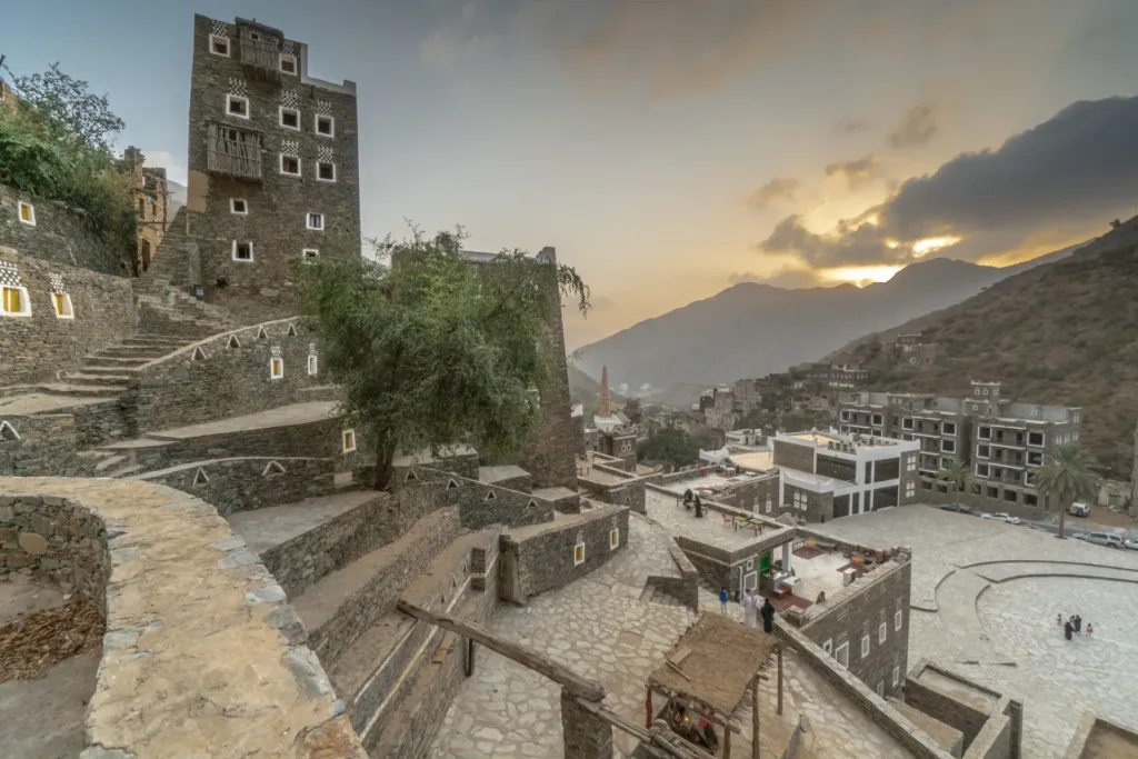 ماذا تفعل في السعودية