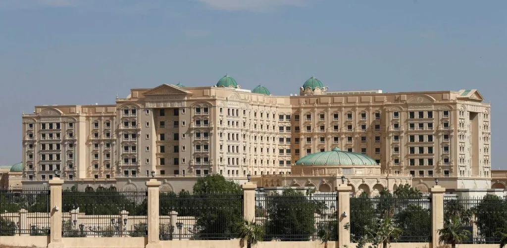 أفخم فنادق الرياض 5 نجوم مع الأسعار وأهم المميزات