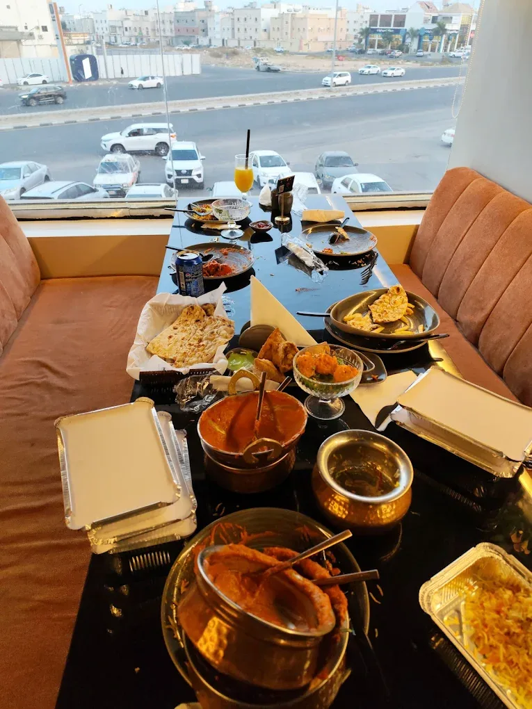 أبرز 7 مطاعم في الطائف لتجربة الأكل المحلي الفاخر