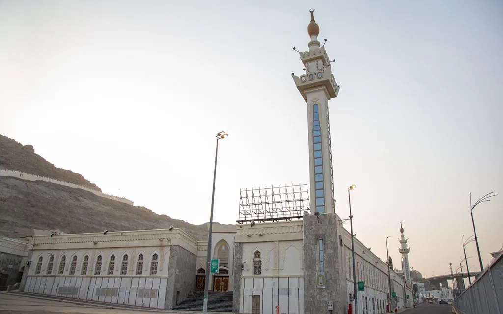 مسجد الخيف يرفع جاهزيته لاستقبال حجاج يوم التروية في منى