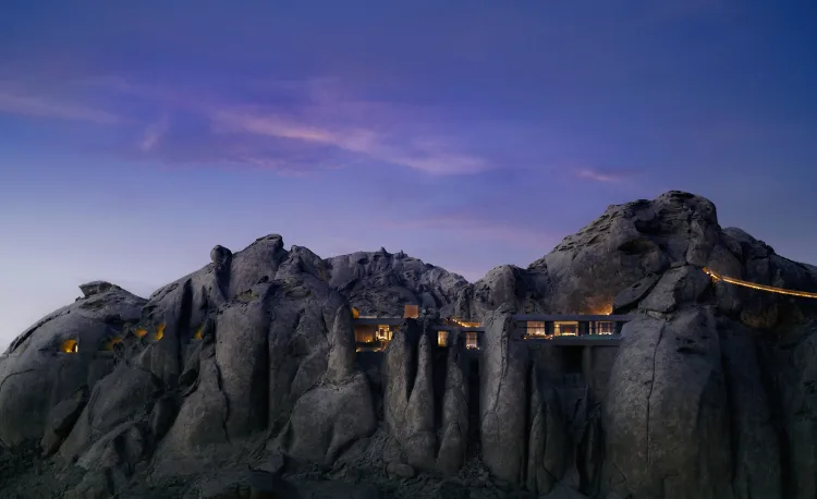 Desert Rock في مشروع البحر الأحمر: رفاهية مستدامة فوق الرمال