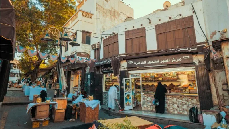 أفضل 5 أنشطة في سوق البطحاء الرياض