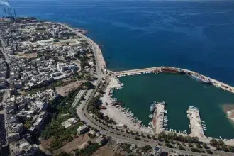 وصول أولى شحنات المنحة النفطية السعودية إلى سوريا